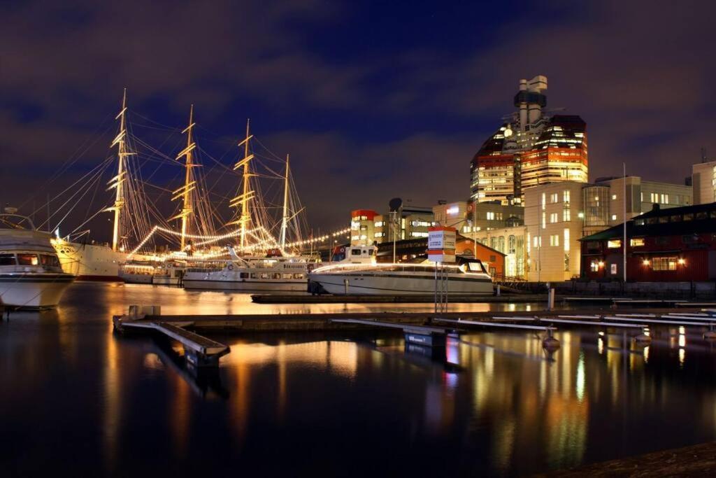 Husbaten Vega 2 Goeteborg City Exterior photo